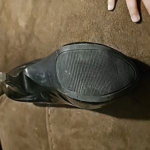 Black patent leather platform heels